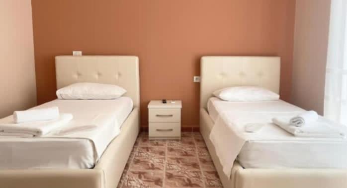 Hotel Fama Škalngur Εξωτερικό φωτογραφία